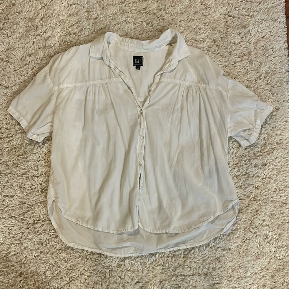 GAP Shirred Button-Front Shirt - Large